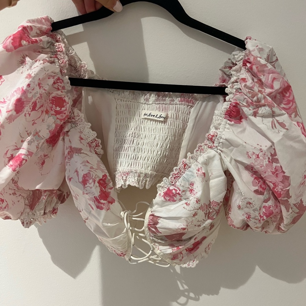 For love and lemons crop top
